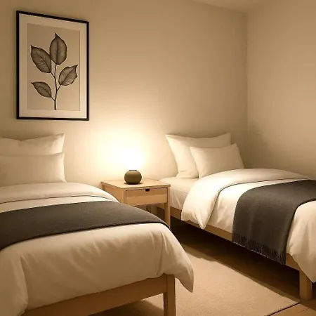 Le Lingonberry D14 Ski-in Ski-out By Aavalevi