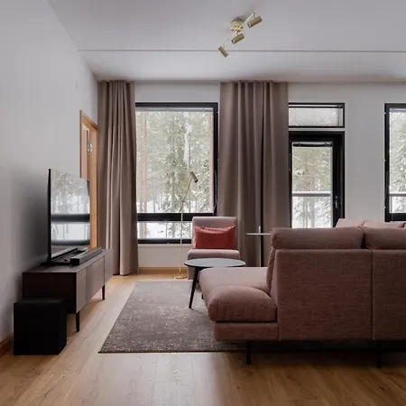 Le Lingonberry D14 Ski-in Ski-out By Aavalevi